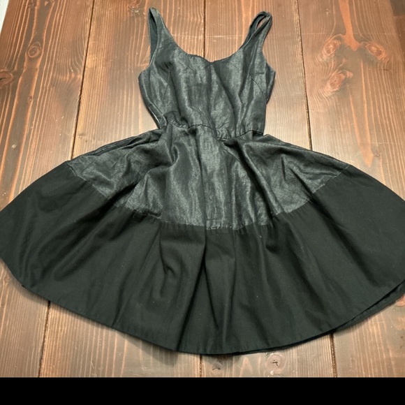 Adorable Gap Denim Dress - Picture 9 of 16